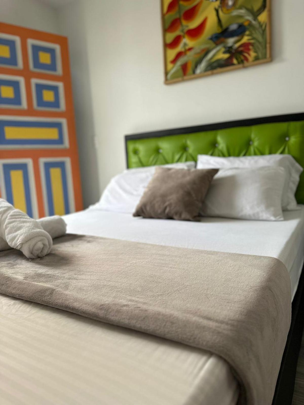 Hotel Las Flores サンタ・ロサ・デ・カバル エクステリア 写真